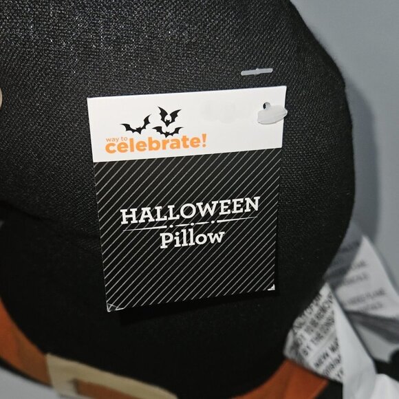 2 Witch Hats Halloween Decorative Pillow Plush Throw Party Decor NEVER USED - Picture 6 of 8